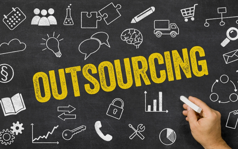 lợi ích khi thuê dịch vụ Outsource